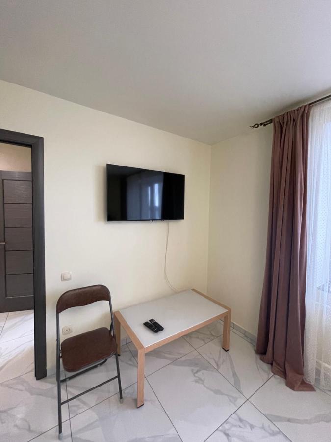 Apartamento Luxflats Rivne Exterior foto
