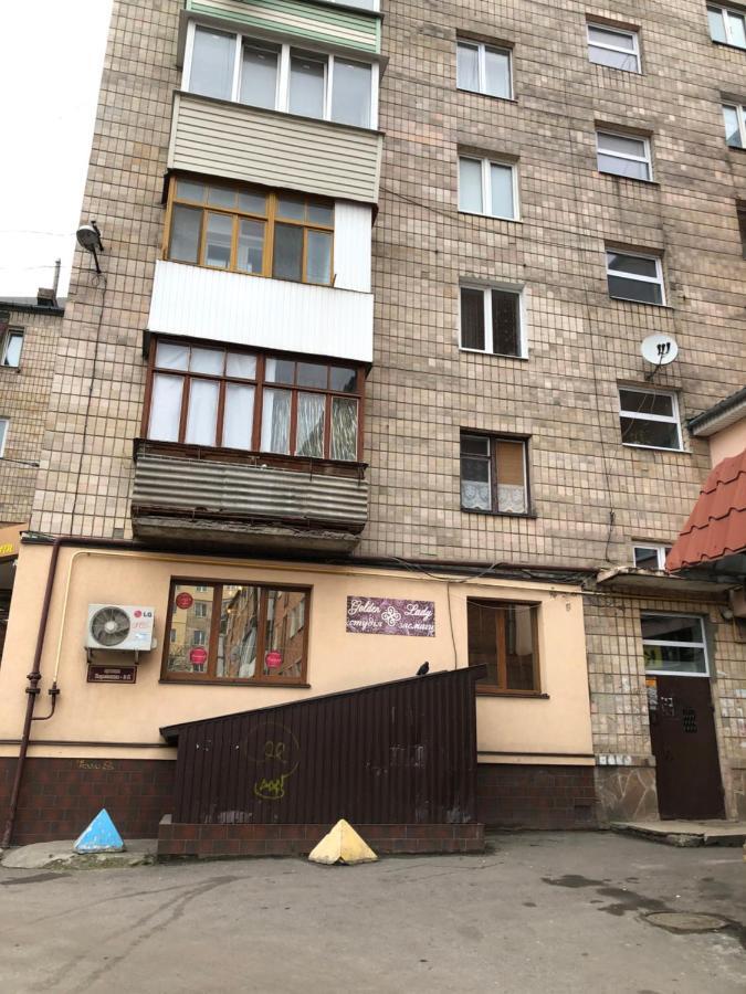 Apartamento Luxflats Rivne Exterior foto